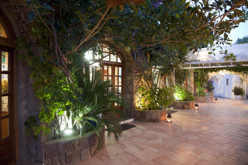 La Piazza Luxury Hotel & Spa Παναρέα Εξωτερικό φωτογραφία